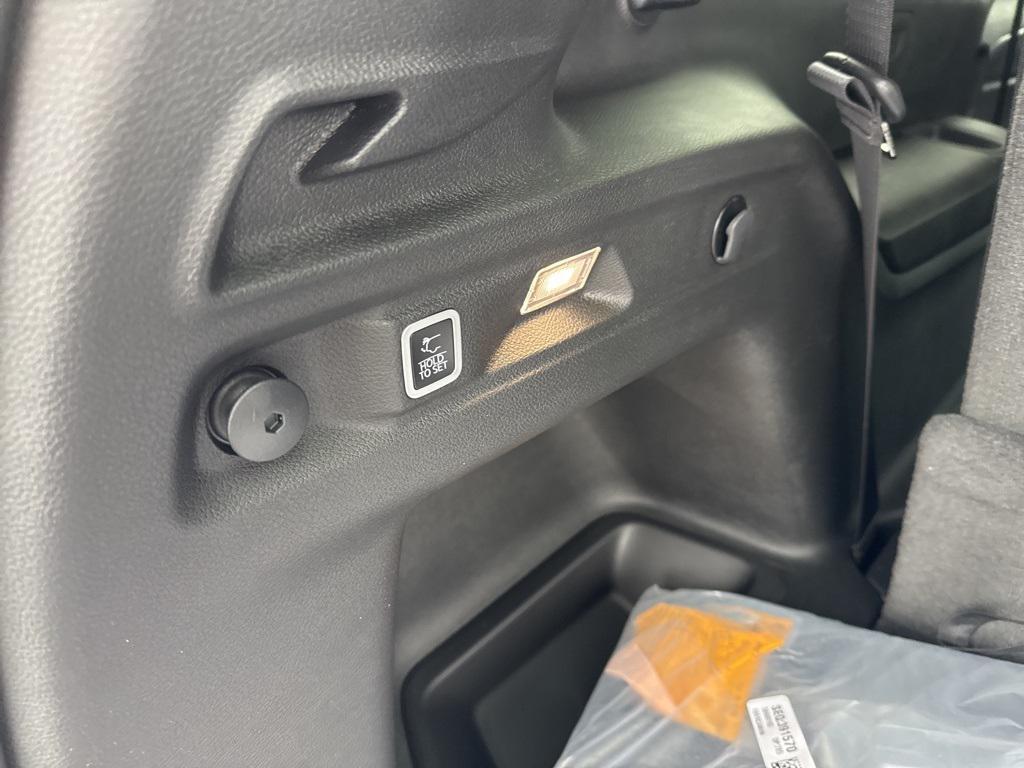 new 2025 Jeep Grand Cherokee L car, priced at $46,988