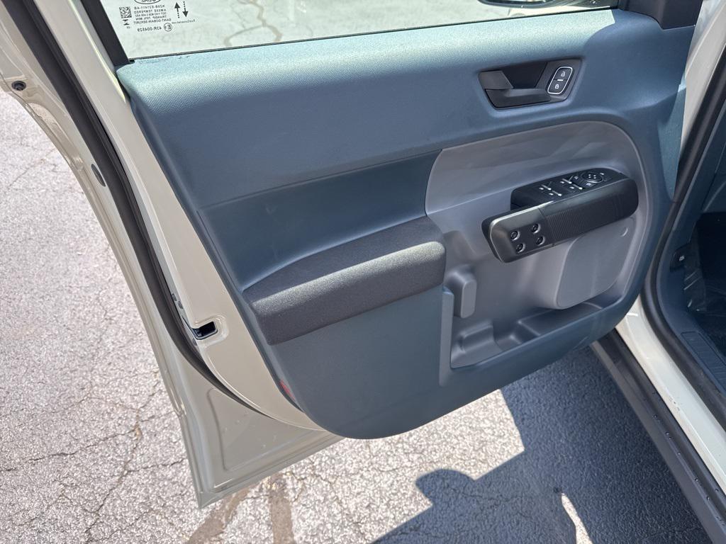 new 2025 Ford Maverick car, priced at $30,460