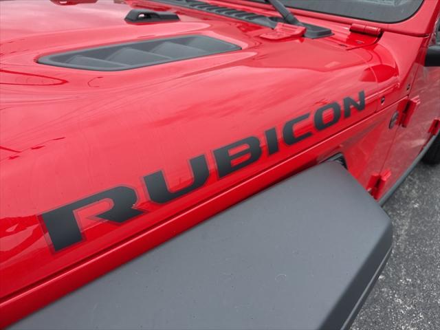 new 2025 Jeep Gladiator car, priced at $57,050