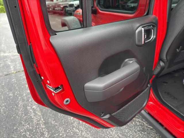 new 2025 Jeep Gladiator car, priced at $57,050