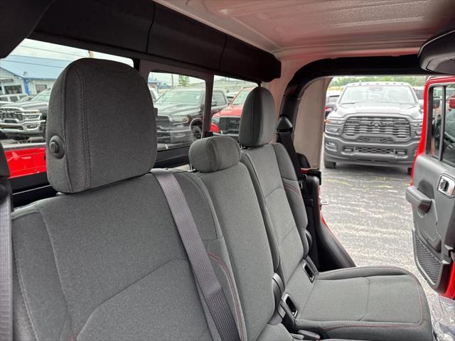 new 2025 Jeep Gladiator car, priced at $57,050