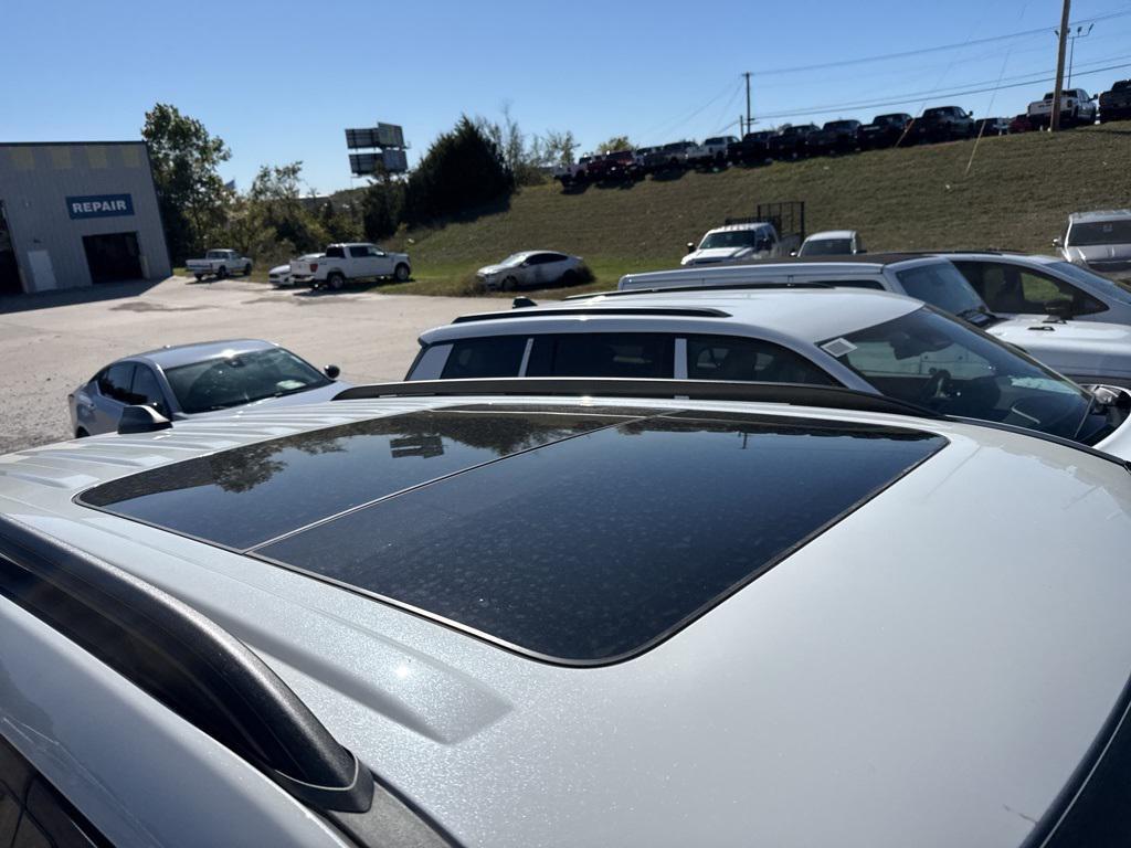 used 2025 Ford Explorer car, priced at $39,124