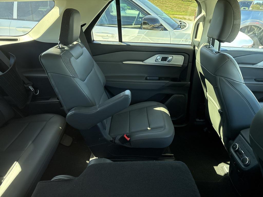 used 2025 Ford Explorer car, priced at $39,124