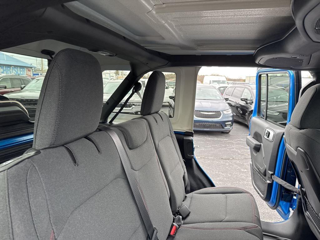new 2025 Jeep Wrangler car, priced at $60,395