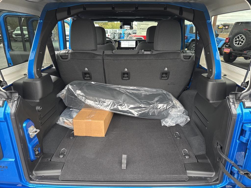 new 2025 Jeep Wrangler car, priced at $60,395