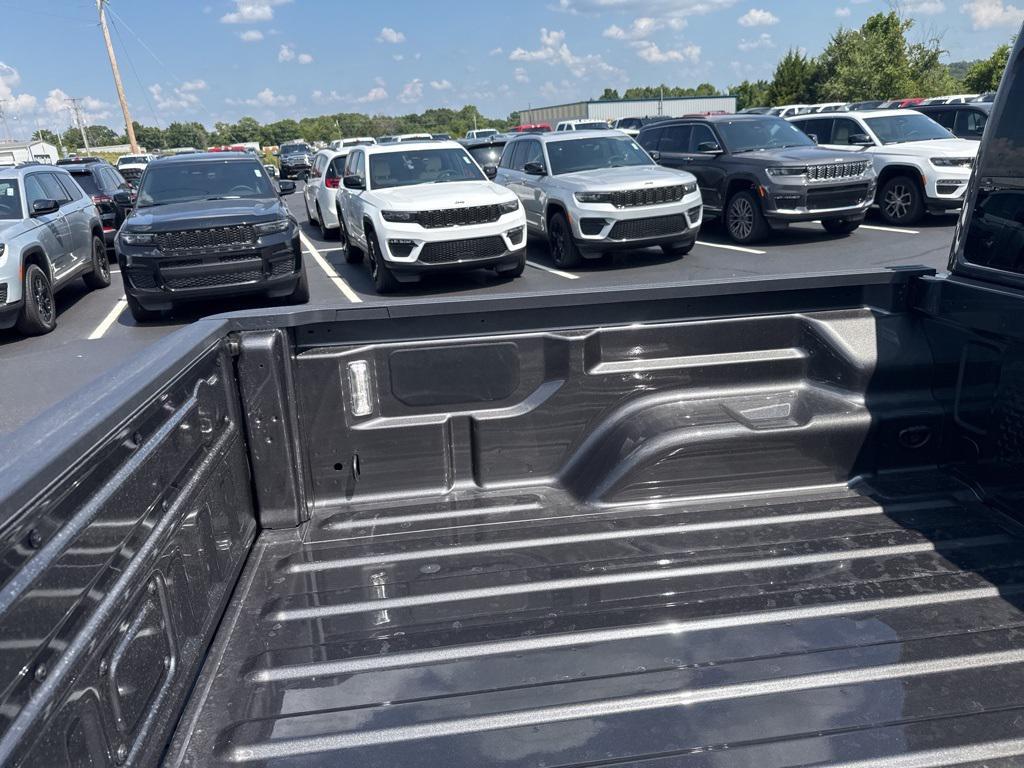 new 2025 Jeep Gladiator car, priced at $47,988