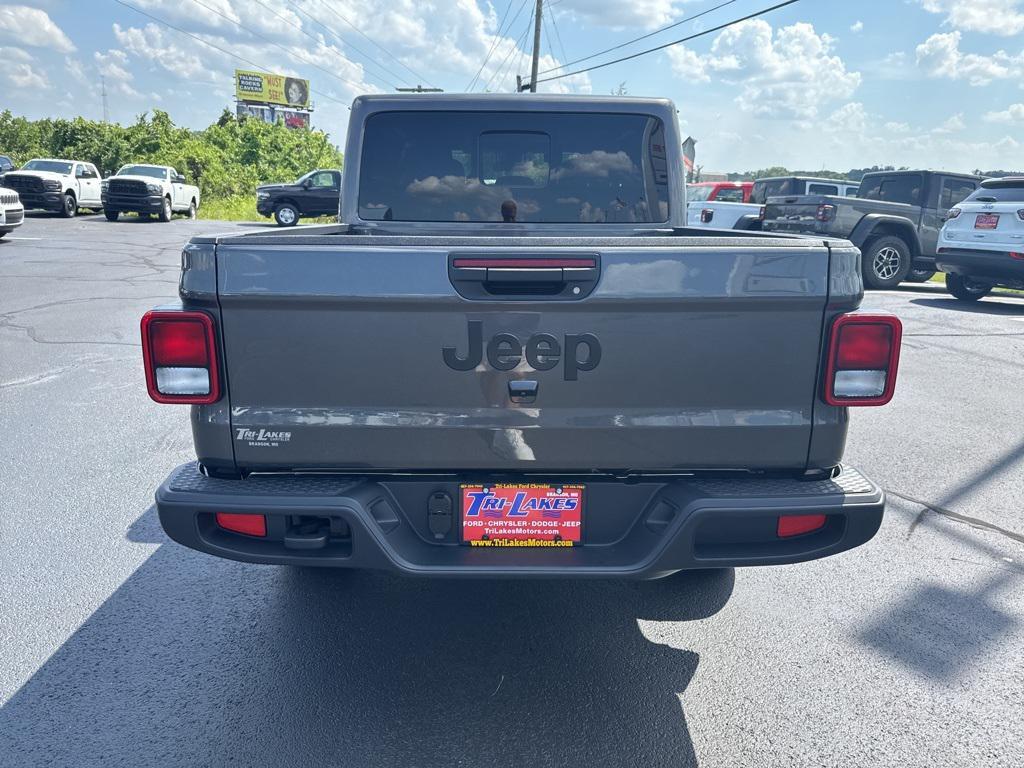 new 2025 Jeep Gladiator car, priced at $47,988