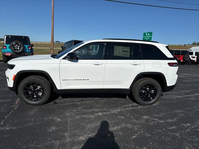 new 2025 Jeep Grand Cherokee car, priced at $44,409