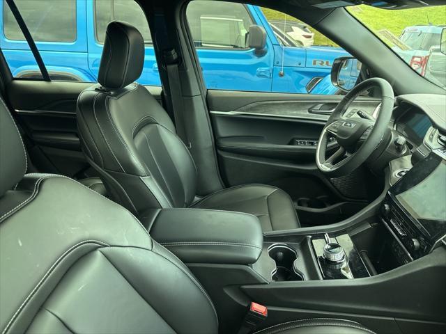 used 2025 Jeep Grand Cherokee car, priced at $43,311