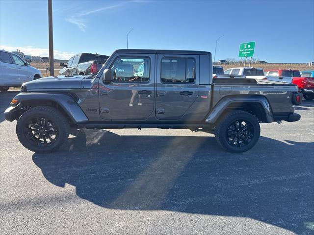 new 2025 Jeep Gladiator car, priced at $44,735
