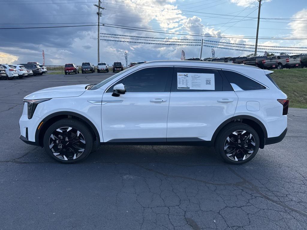 used 2025 Kia Sorento car, priced at $36,765
