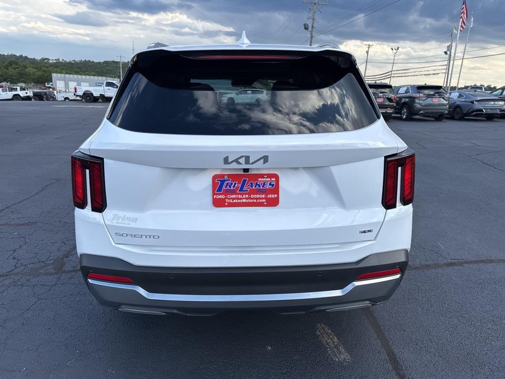 used 2025 Kia Sorento car, priced at $36,765