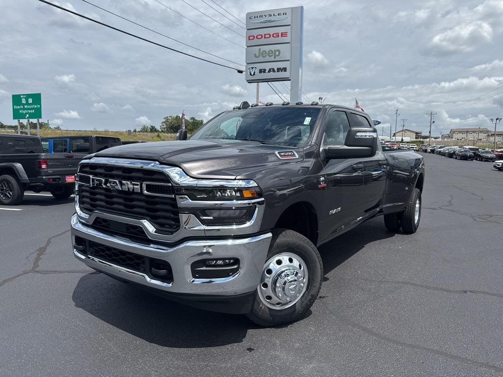 new 2025 Ram 3500 car, priced at $71,245