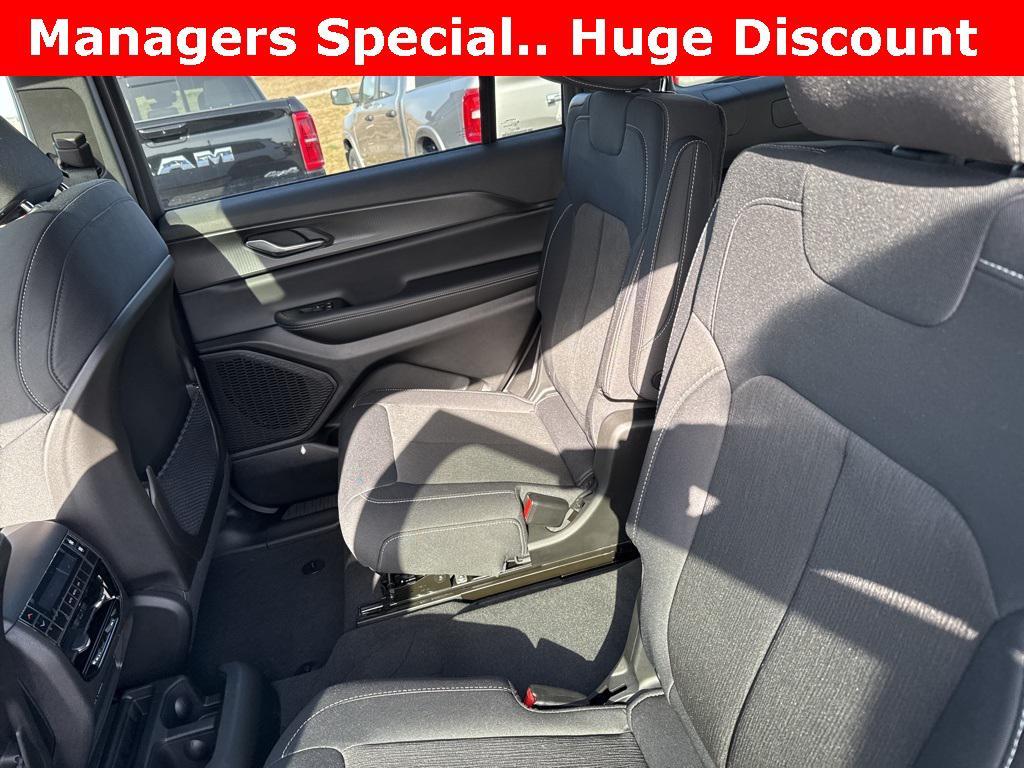 new 2025 Jeep Grand Cherokee L car, priced at $43,125