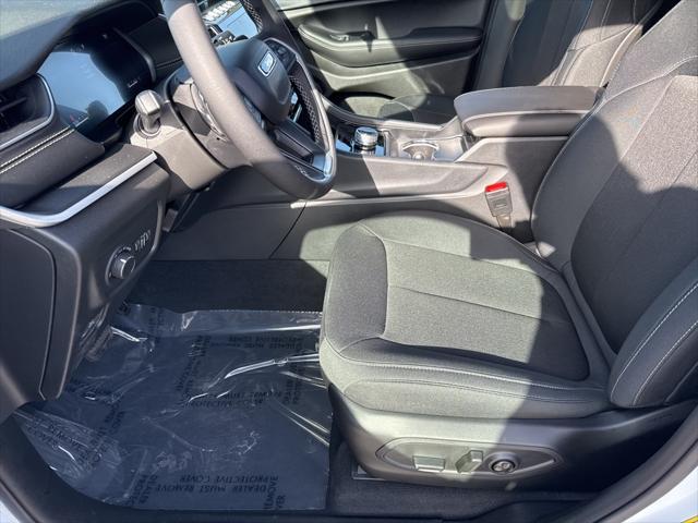 new 2025 Jeep Grand Cherokee L car, priced at $43,525