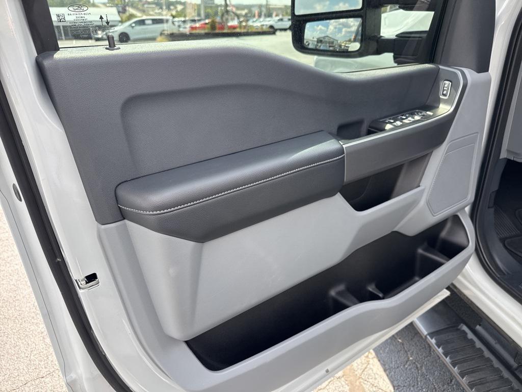 used 2025 Ford F-250 car, priced at $63,528