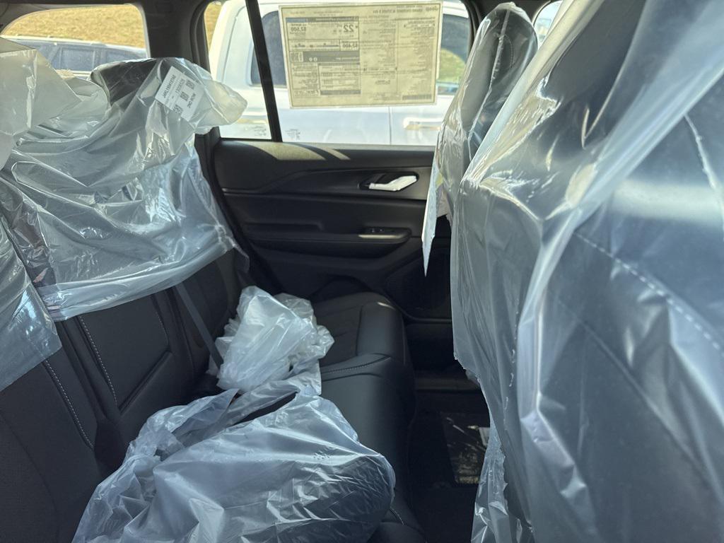 new 2025 Jeep Grand Cherokee car, priced at $47,970