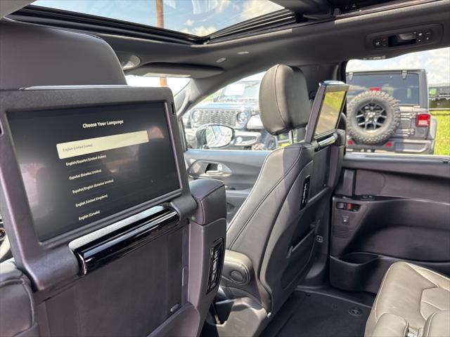 new 2025 Chrysler Pacifica car, priced at $52,760