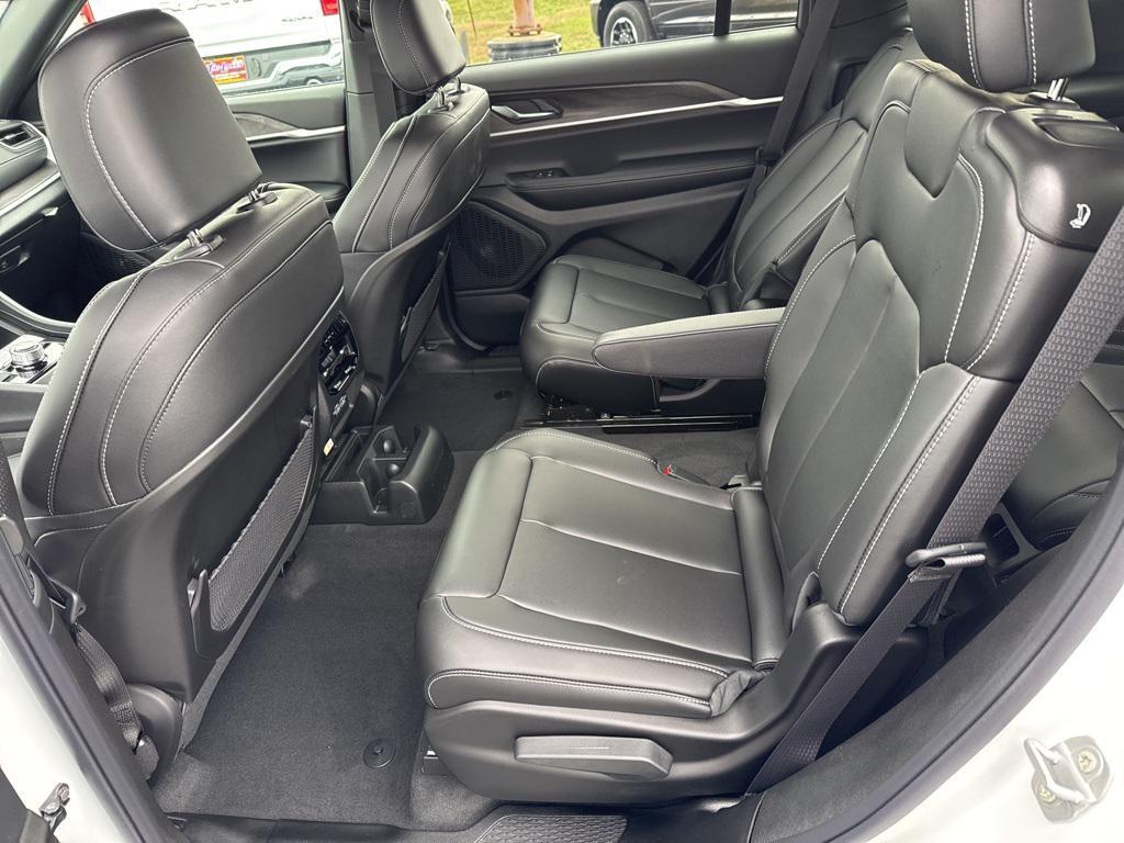 new 2025 Jeep Grand Cherokee L car, priced at $51,620