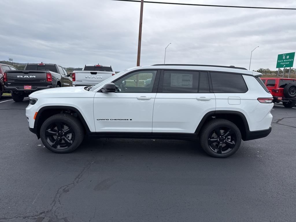 new 2025 Jeep Grand Cherokee L car, priced at $51,620