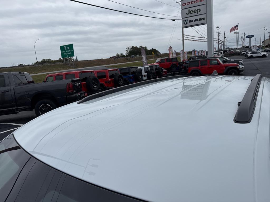 new 2025 Jeep Grand Cherokee L car, priced at $51,620