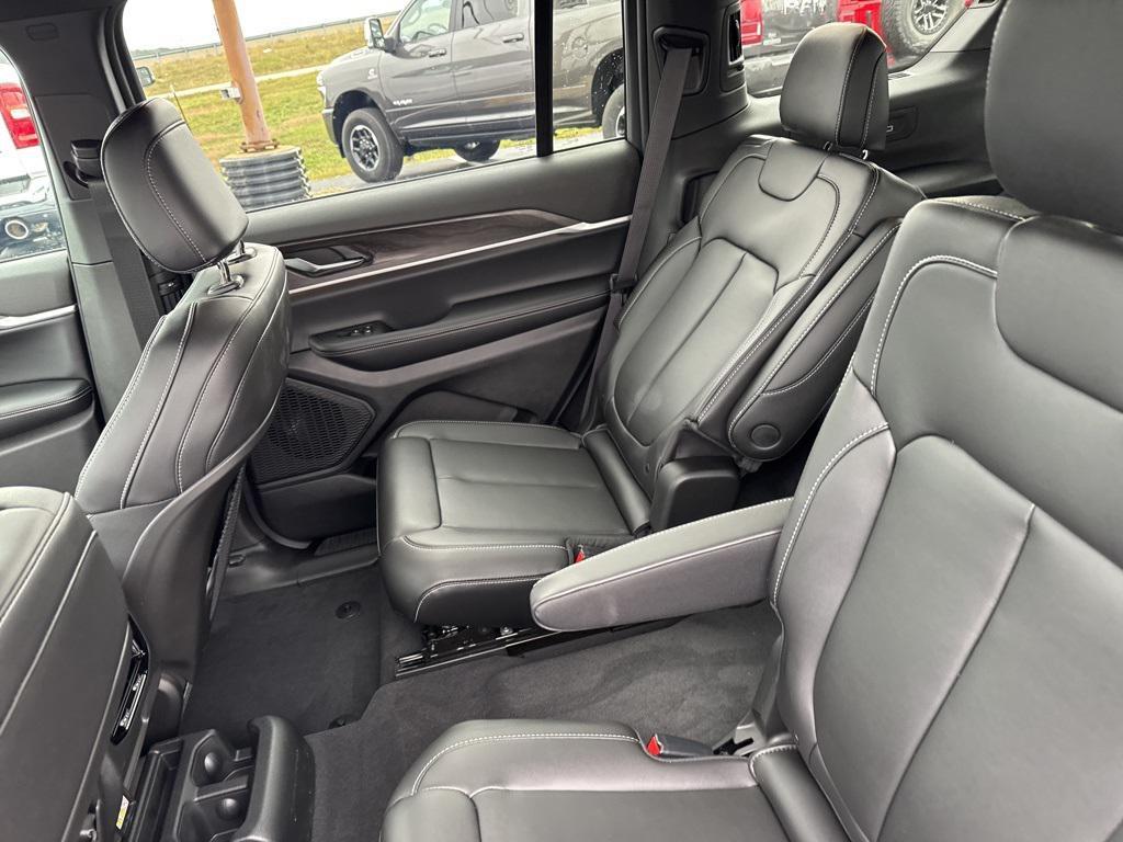 new 2025 Jeep Grand Cherokee L car, priced at $51,620