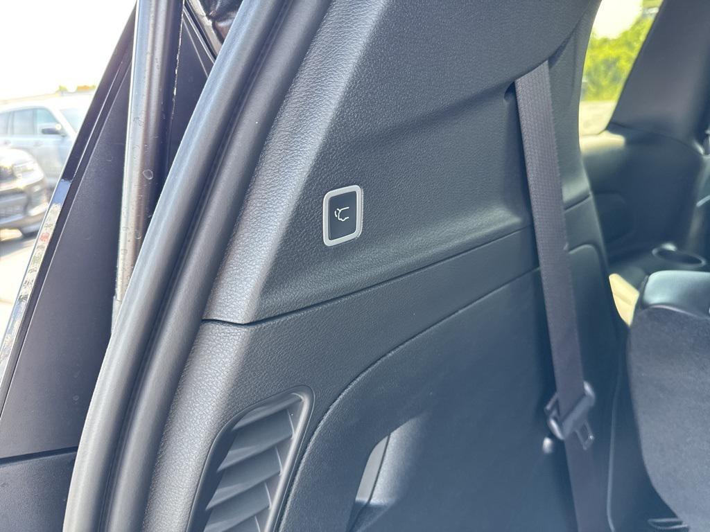 new 2026 Chrysler Voyager car, priced at $40,990