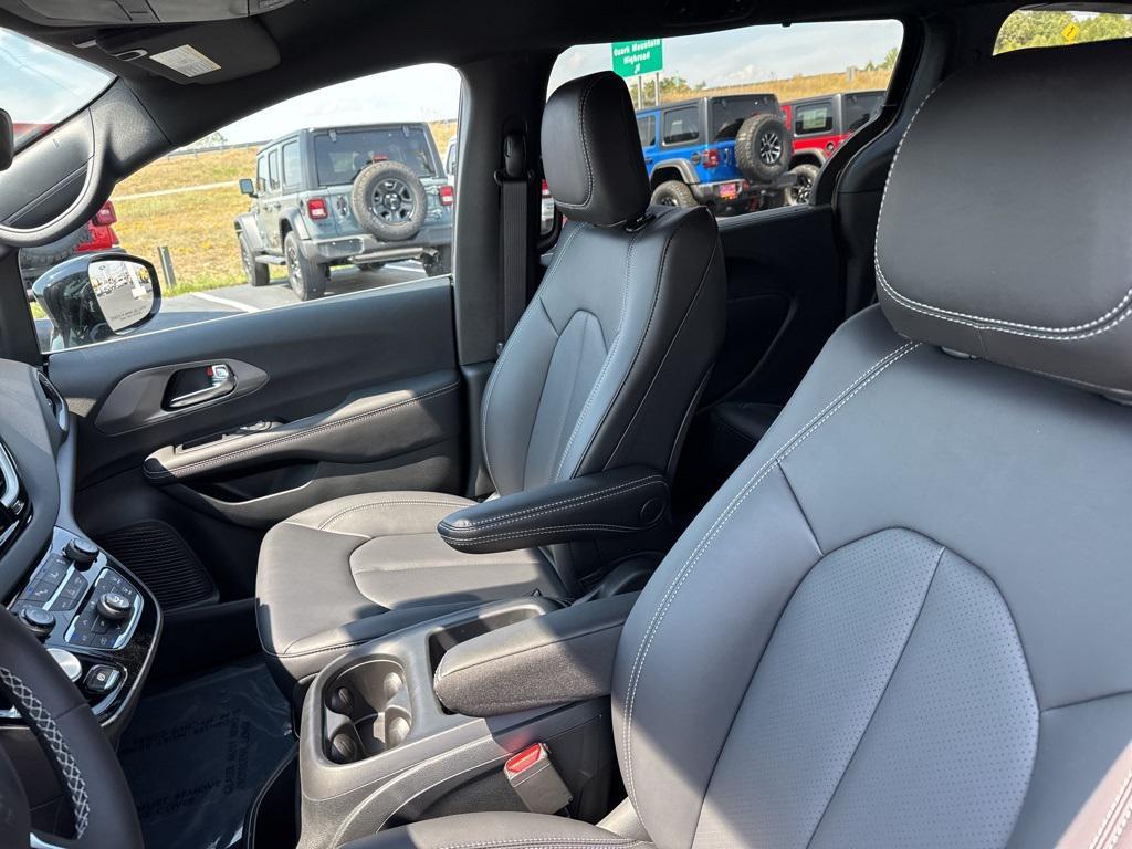 new 2026 Chrysler Voyager car, priced at $40,990