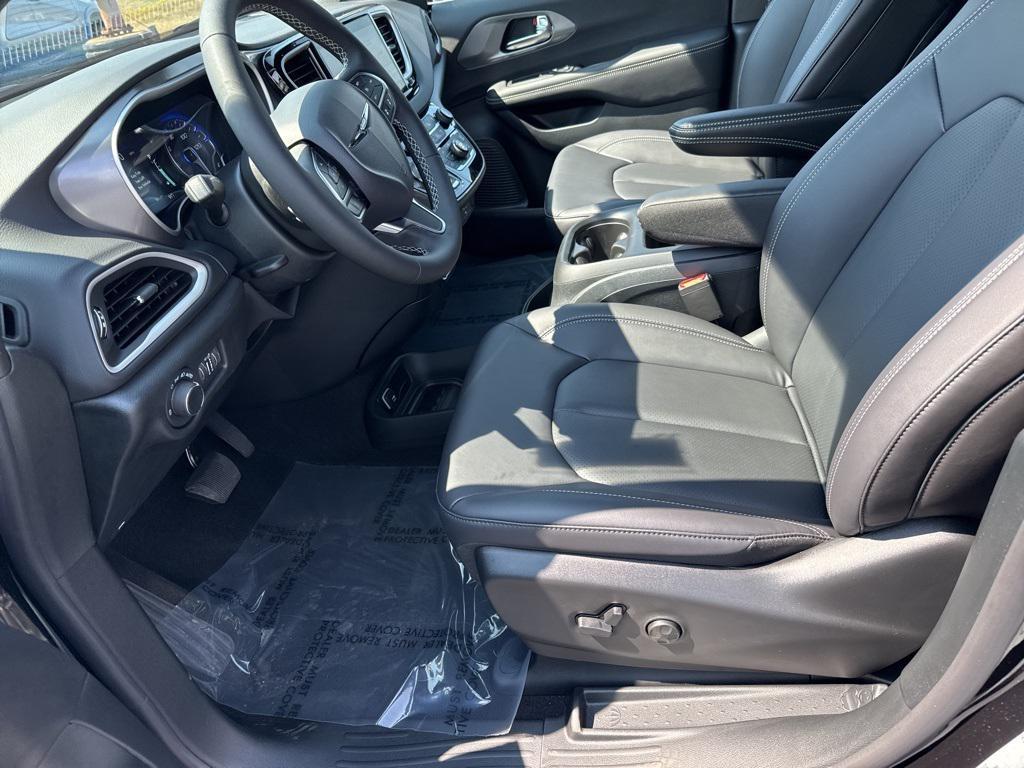 new 2026 Chrysler Voyager car, priced at $40,990