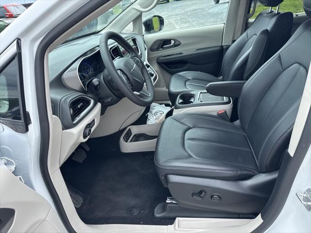 used 2024 Chrysler Pacifica car, priced at $36,988