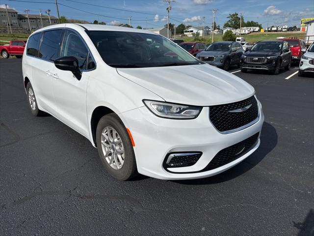 used 2024 Chrysler Pacifica car, priced at $36,164