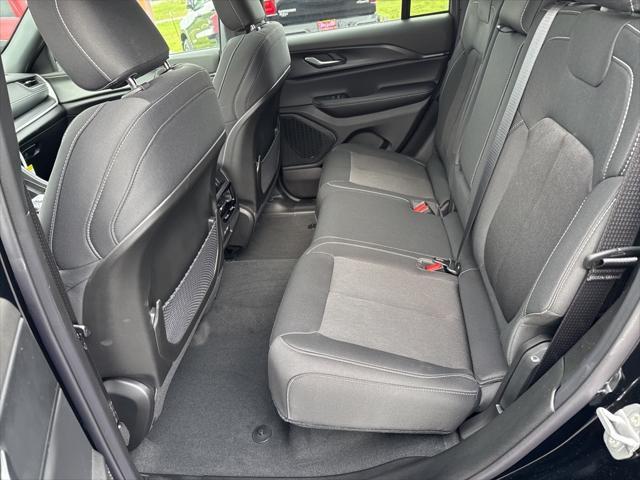 new 2025 Jeep Grand Cherokee car, priced at $44,170