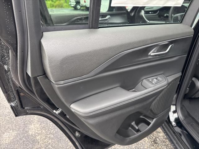 new 2025 Jeep Grand Cherokee car, priced at $44,170