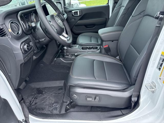 new 2025 Jeep Wrangler car, priced at $58,525