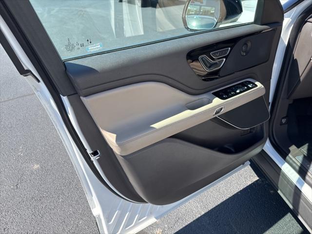 used 2022 Lincoln Aviator car, priced at $47,278