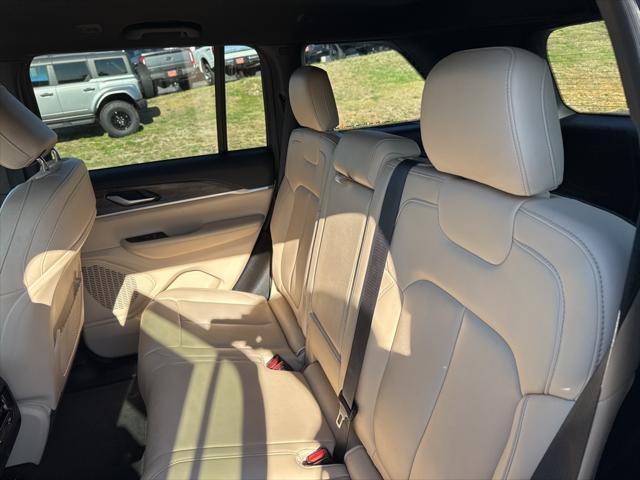 used 2024 Jeep Grand Cherokee car, priced at $40,112