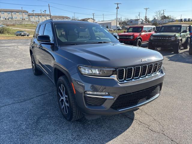 used 2024 Jeep Grand Cherokee car, priced at $40,112