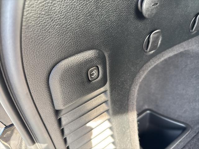 used 2020 Jeep Grand Cherokee car, priced at $27,843
