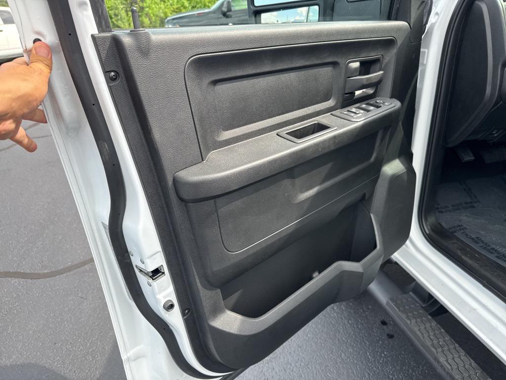 new 2025 Ram 3500 car, priced at $54,348
