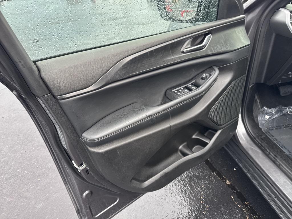 used 2024 Jeep Grand Cherokee L car, priced at $31,506