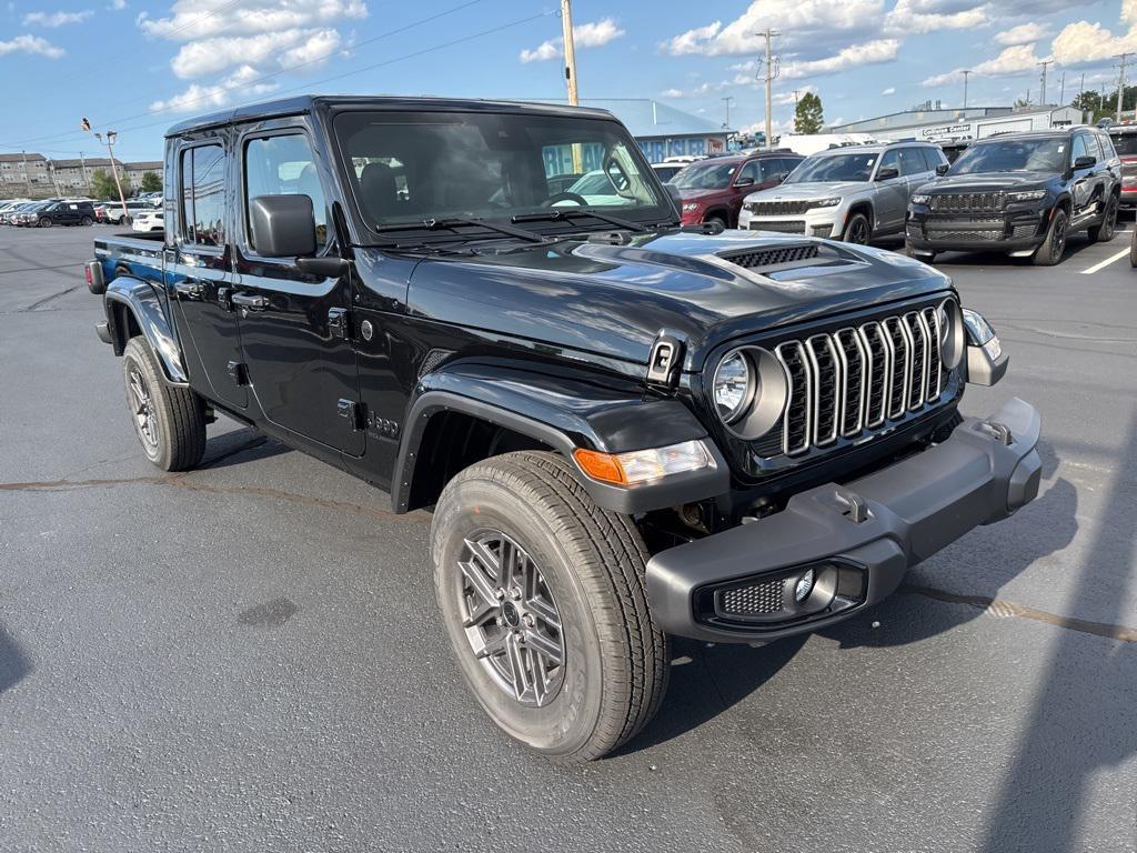 new 2025 Jeep Gladiator car, priced at $48,190