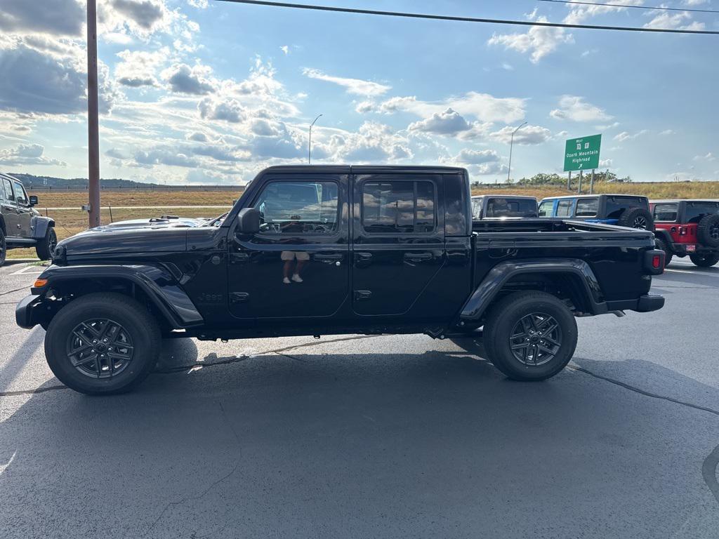 new 2025 Jeep Gladiator car, priced at $48,190