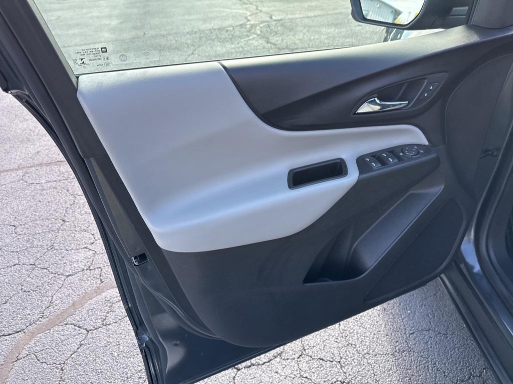 used 2021 Chevrolet Equinox car, priced at $20,476