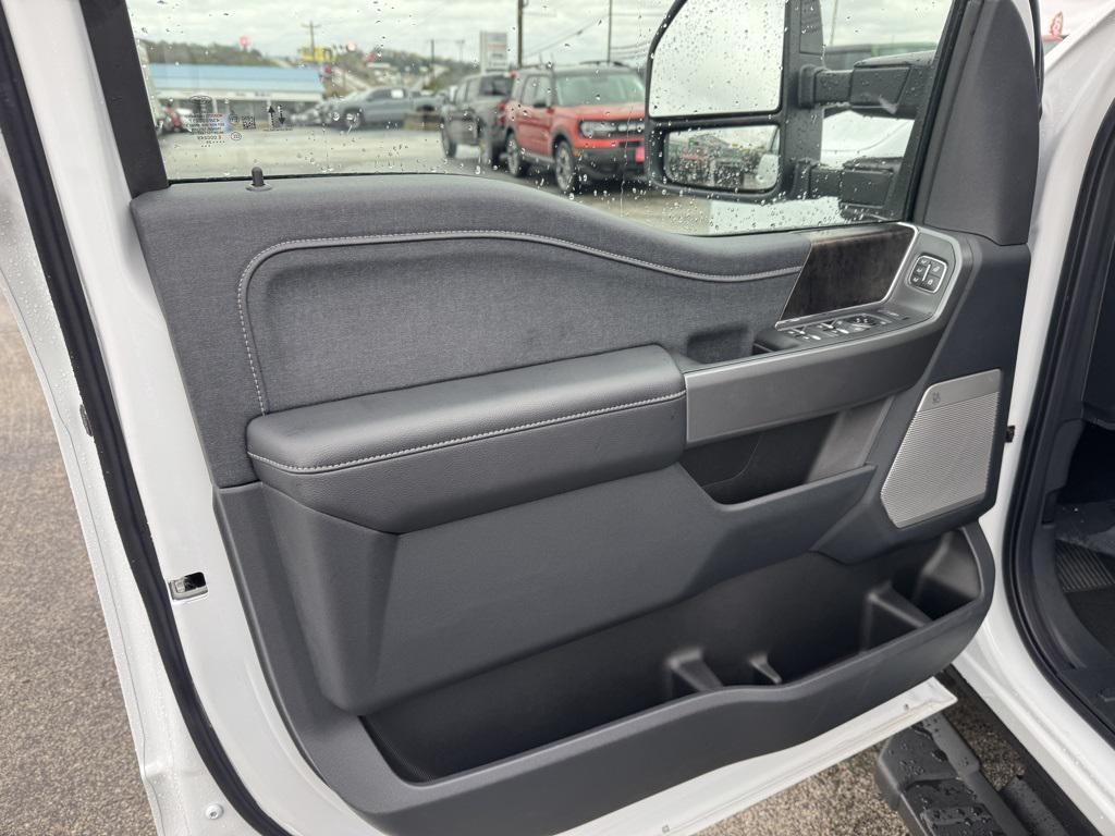new 2025 Ford F-350 car, priced at $85,951