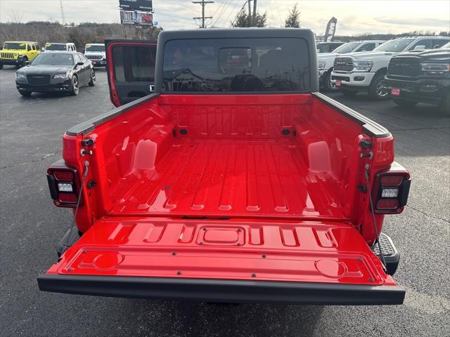 new 2024 Jeep Gladiator car, priced at $59,378