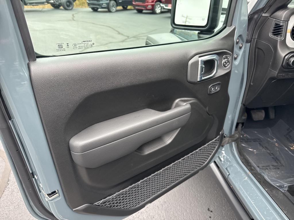 new 2026 Jeep Wrangler car, priced at $49,299