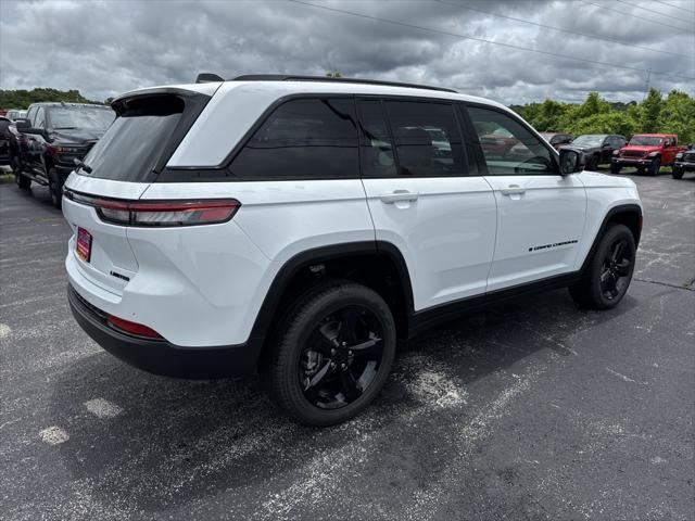 new 2025 Jeep Grand Cherokee car, priced at $52,140