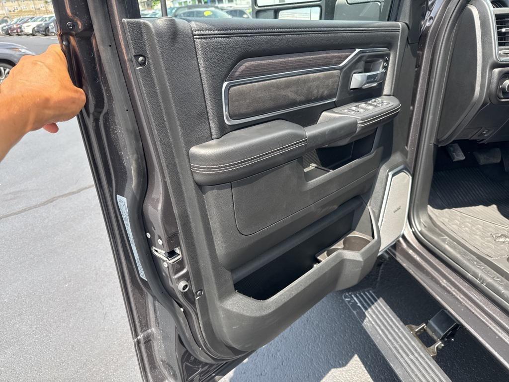 new 2025 Ram 3500 car, priced at $79,575