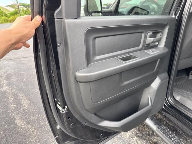 new 2025 Ram 3500 car, priced at $74,365