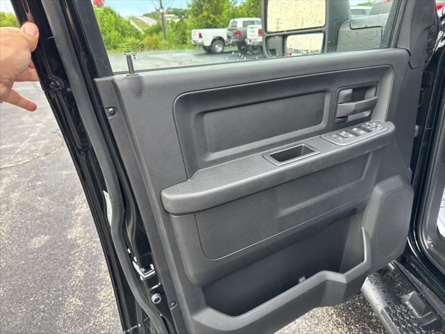 new 2025 Ram 3500 car, priced at $74,365